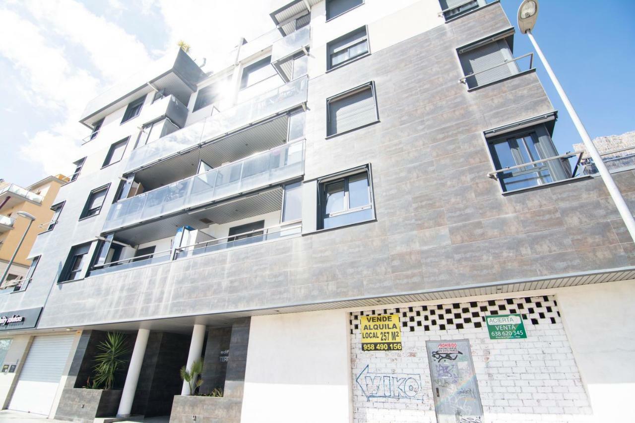 Enjoygranada Lujo Piscina Y Parking Apartment Exterior photo